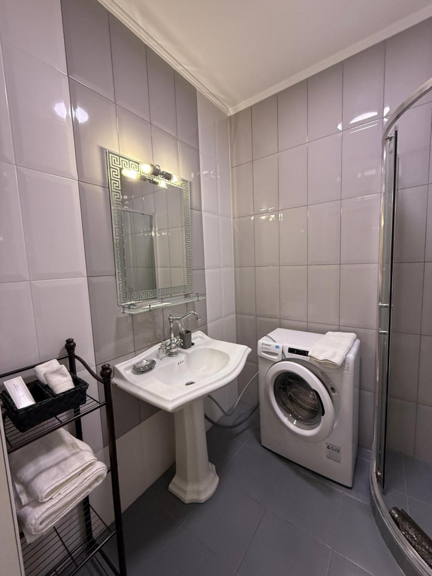 Gagarin Plaza Apartments 오데사 외부 사진